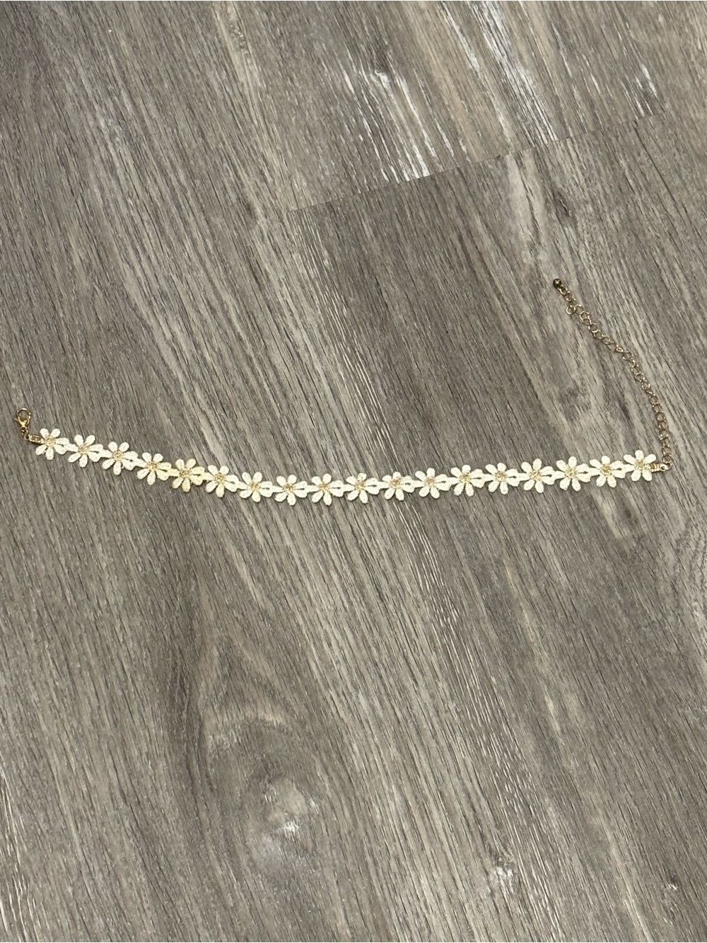 Gold Daisy Flower Choker Necklace